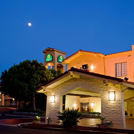 La Quinta Inn By Wyndham San Diego Чула Виста Екстериор снимка