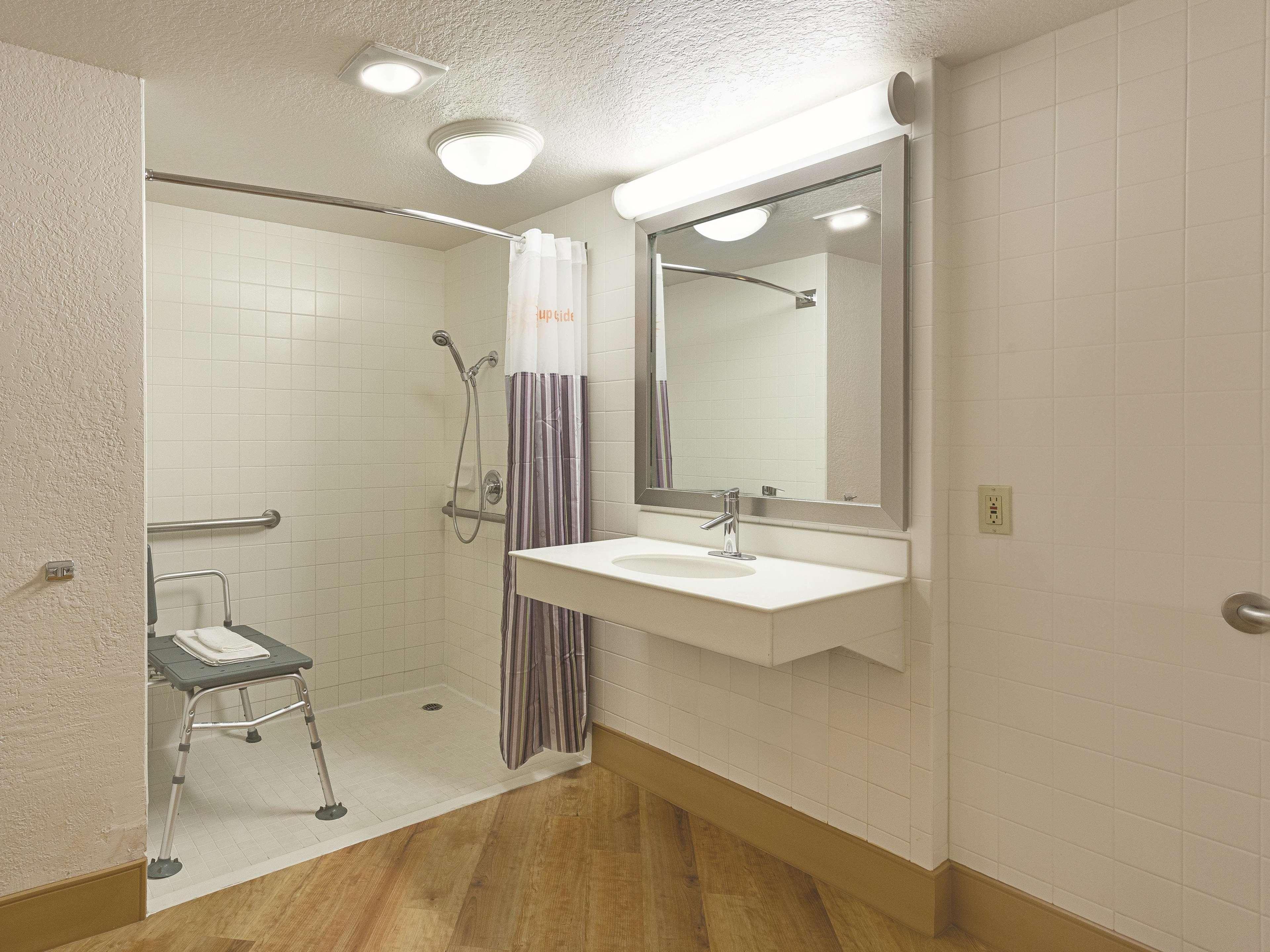La Quinta Inn By Wyndham San Diego Чула Виста Екстериор снимка