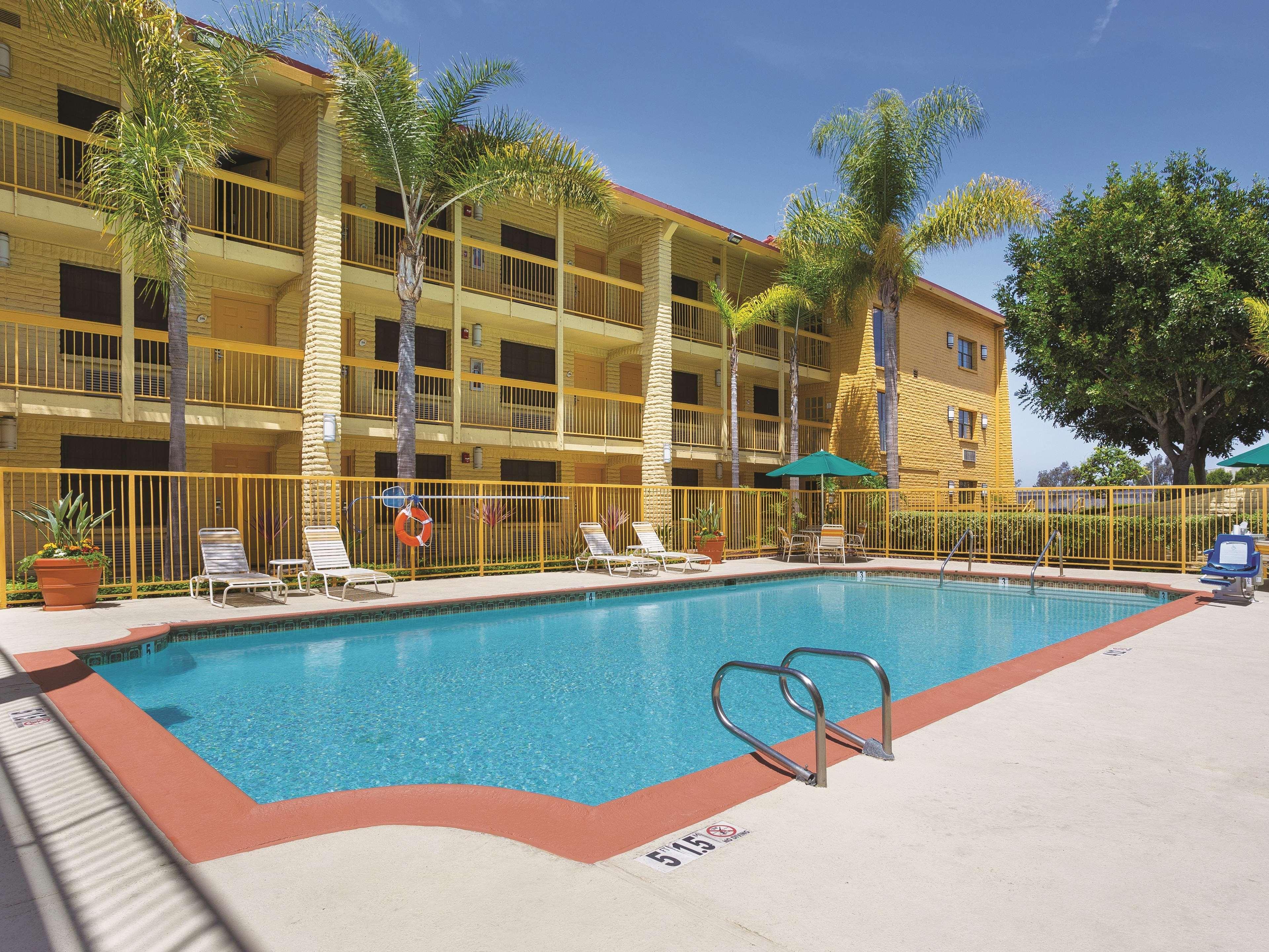 La Quinta Inn By Wyndham San Diego Чула Виста Екстериор снимка